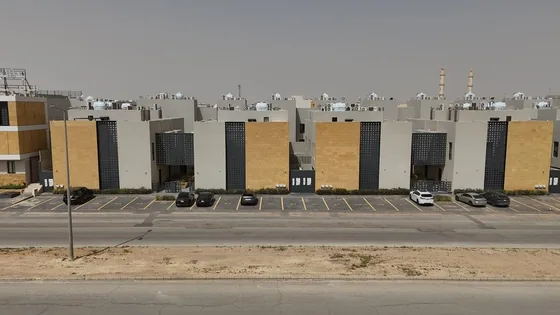 امتداد التاون هاوس على الشارع